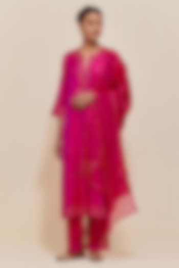 Fuchsia Silk Sequins Hand Embroidered Straight Kurta Set by Kora at Pernia's Pop Up Shop