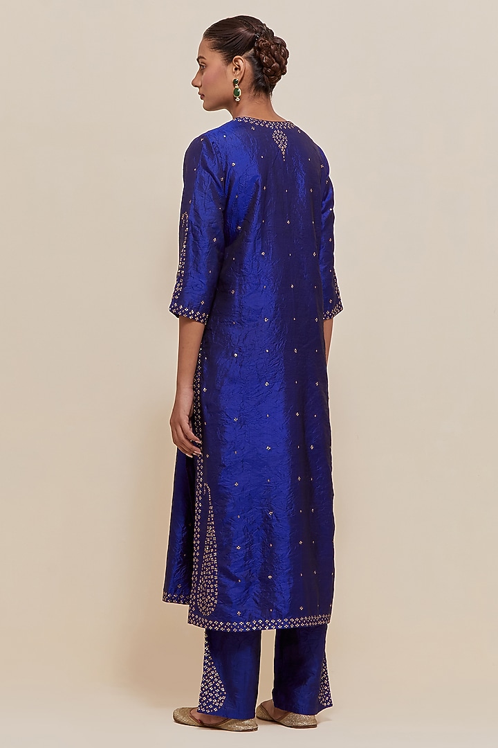 Blue Silk Sequins Hand Embroidered Straight Kurta Set by Kora at Pernia's Pop Up Shop