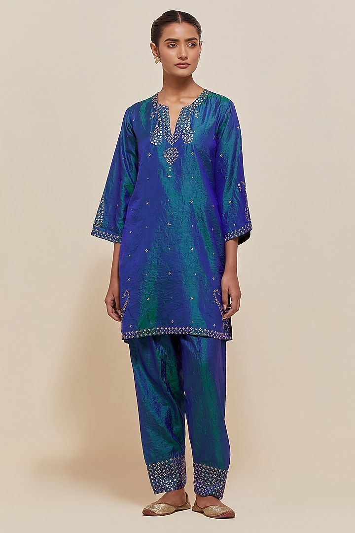 Teal Blue Silk Sequins Hand Embroidered Straight Short Kurta Set by Kora at Pernia's Pop Up Shop