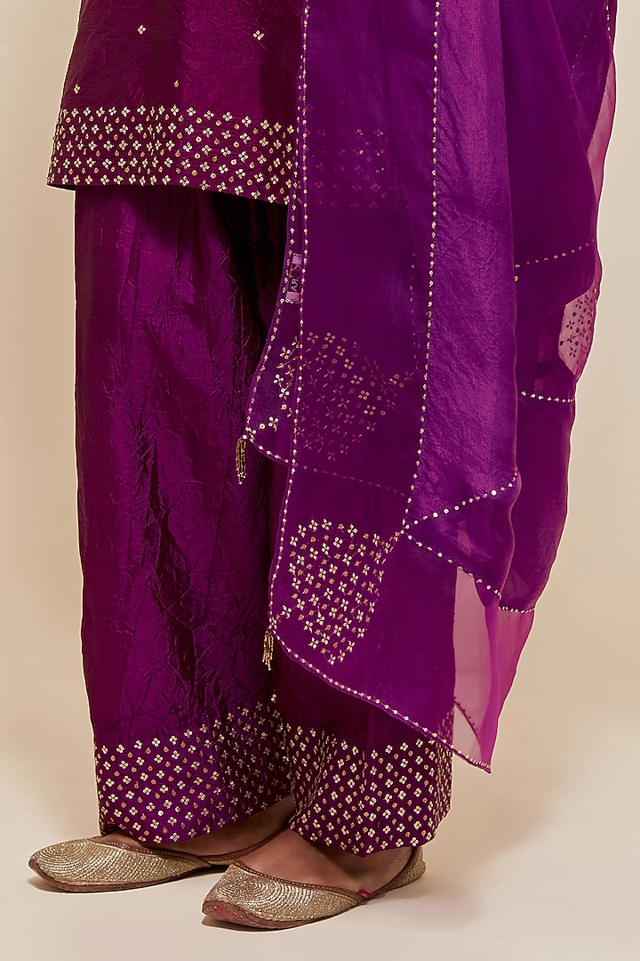 Purple Silk Sequins Hand Embroidered Straight Short Kurta Set by Kora at Pernia's Pop Up Shop