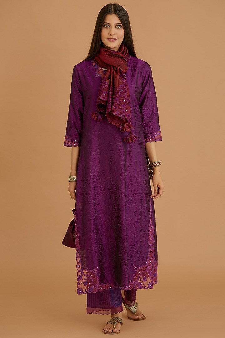 Purple Hand Embroidered Kurta Set by Kora at Pernia's Pop Up Shop