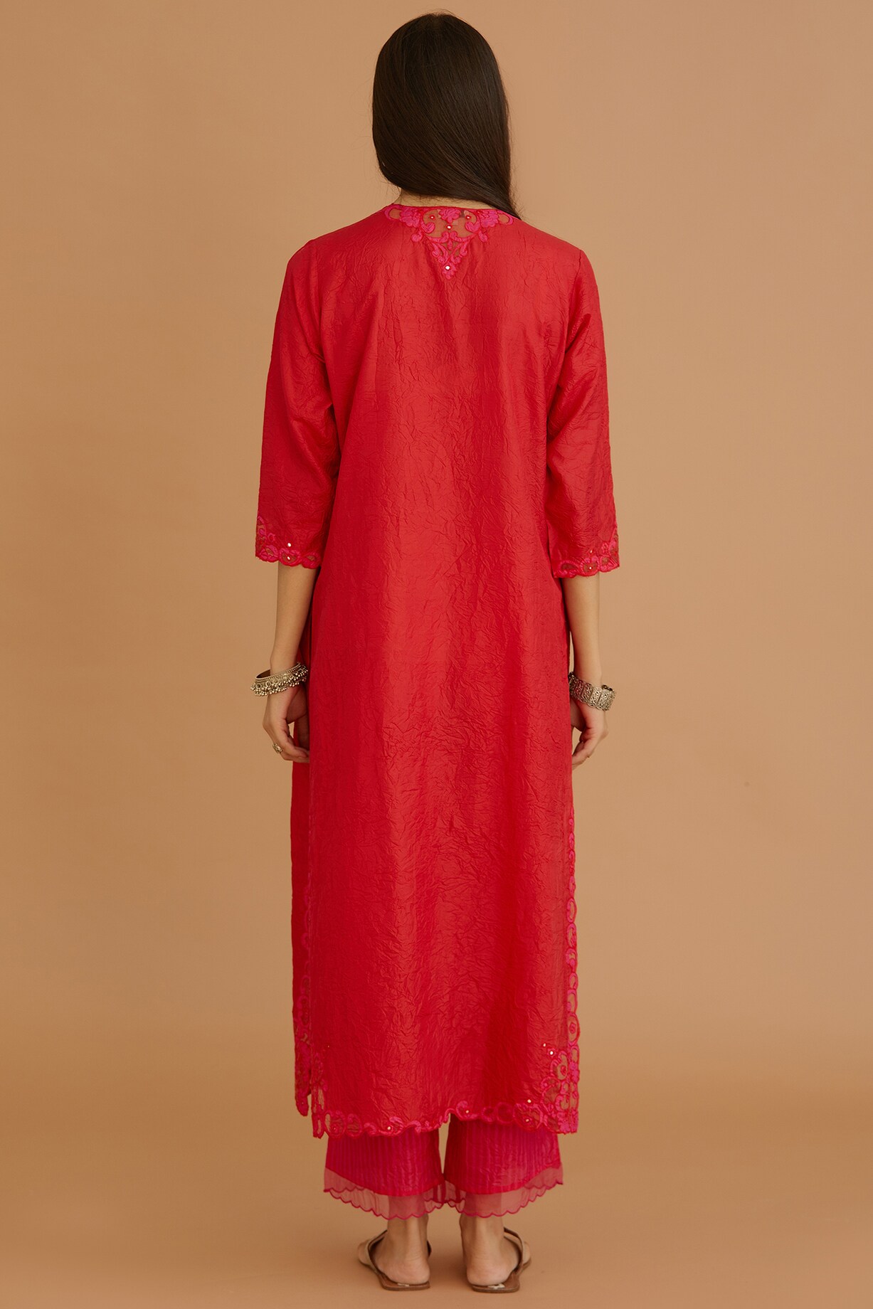 Cherry Red Hand Embroidered Kurta Set by Kora at Pernia's Pop Up Shop 2025