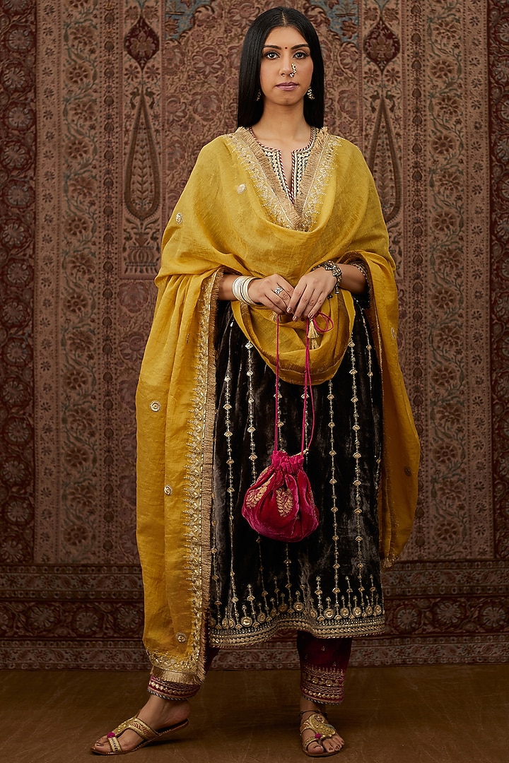 Dark Grey Embroidered Kurta Set by Kora at Pernia's Pop Up Shop