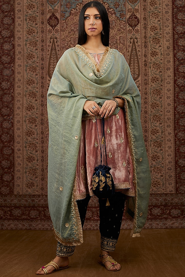 Dusty Pink Embroidered Kalidar Kurta Set by Kora at Pernia's Pop Up Shop