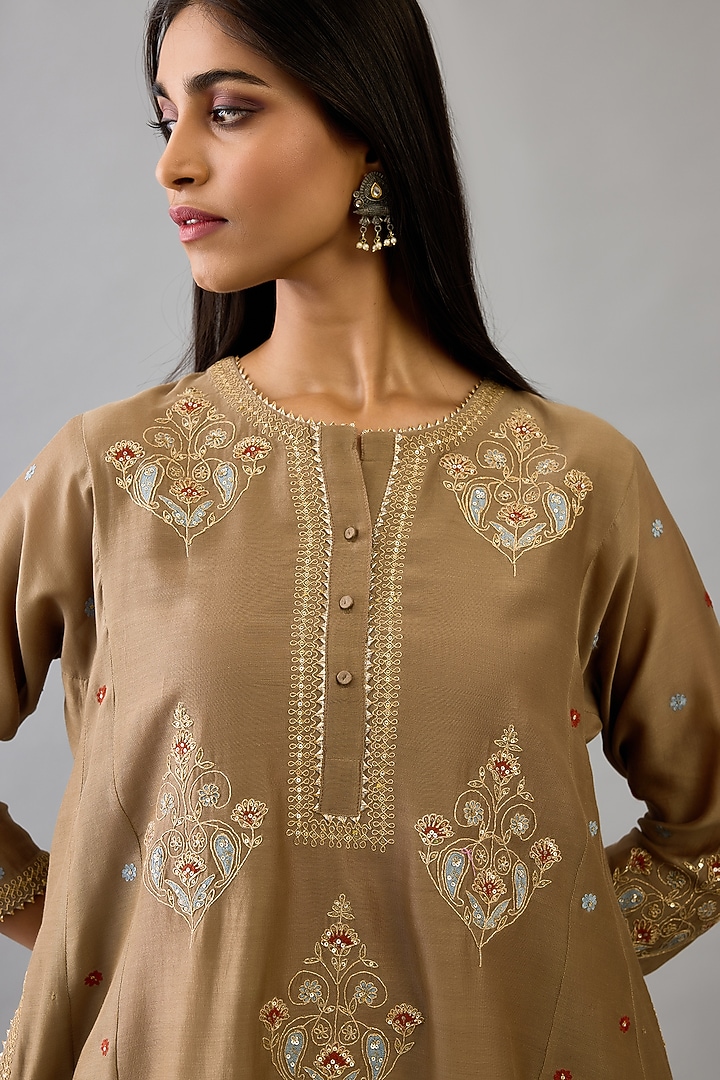 Taupe Silk Chanderi Sequins Embroidered Short Kurta Set by Kora at Pernia's Pop Up Shop