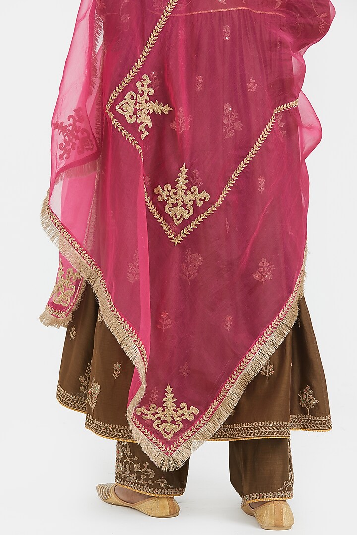 Orange Silk Organza Dori Embroidered Dupatta by Kora at Pernia's Pop Up Shop