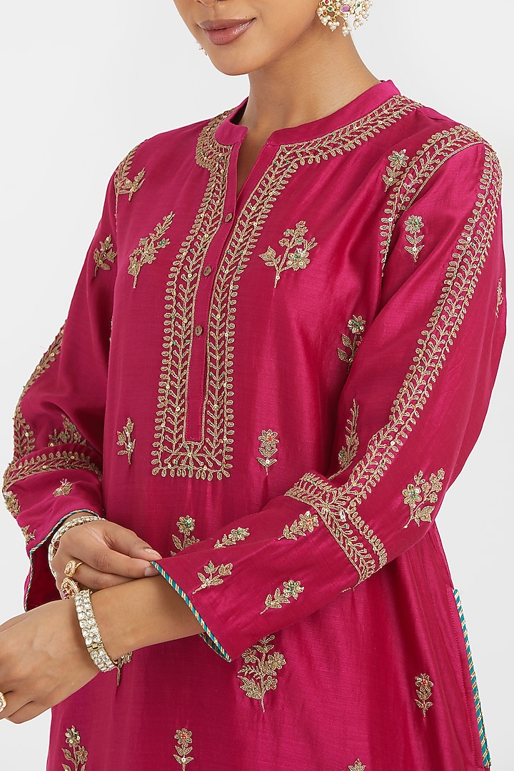 Fuchsia Silk Chanderi Sequins Embroidered Short Kurta Set by Kora at Pernia's Pop Up Shop