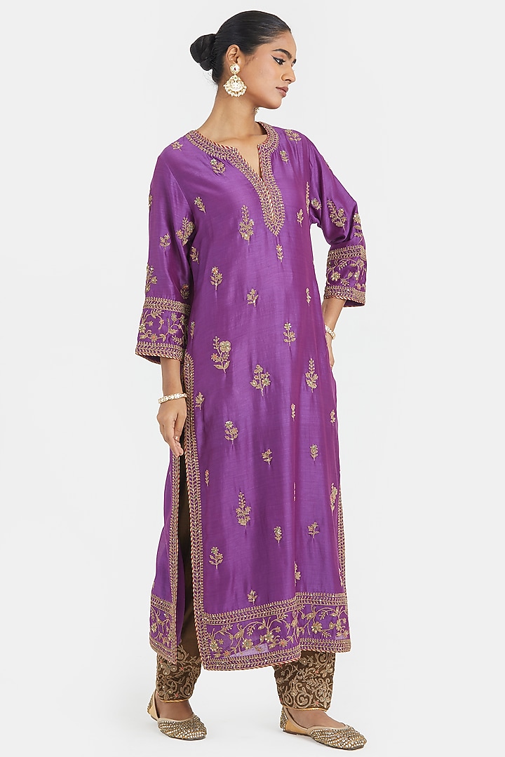 Purple Silk Chanderi Sequins Embroidered Straight Kurta by Kora at Pernia's Pop Up Shop