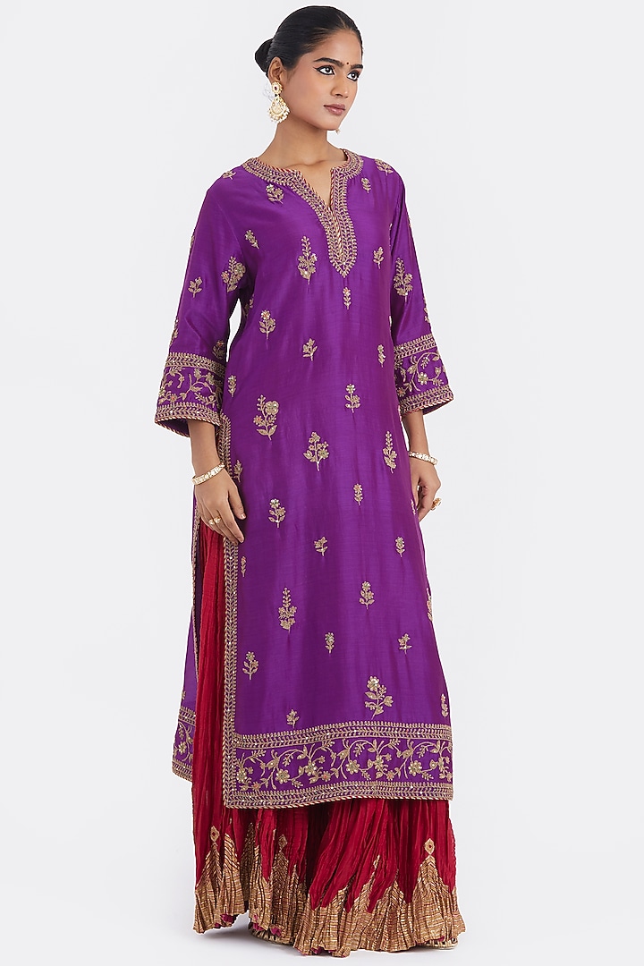 Purple Silk Chanderi Sequins Embroidered Straight Kurta by Kora at Pernia's Pop Up Shop