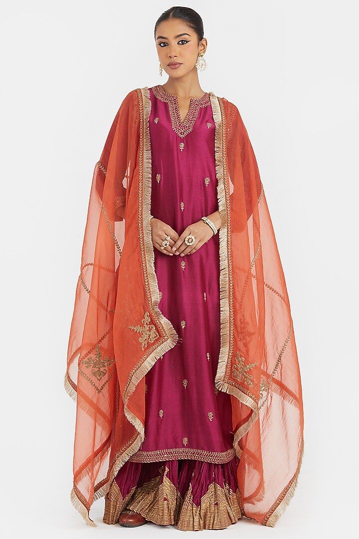 Deep Fuchsia Silk Chanderi Sequins Embroidered Straight Kurta Set by Kora at Pernia's Pop Up Shop