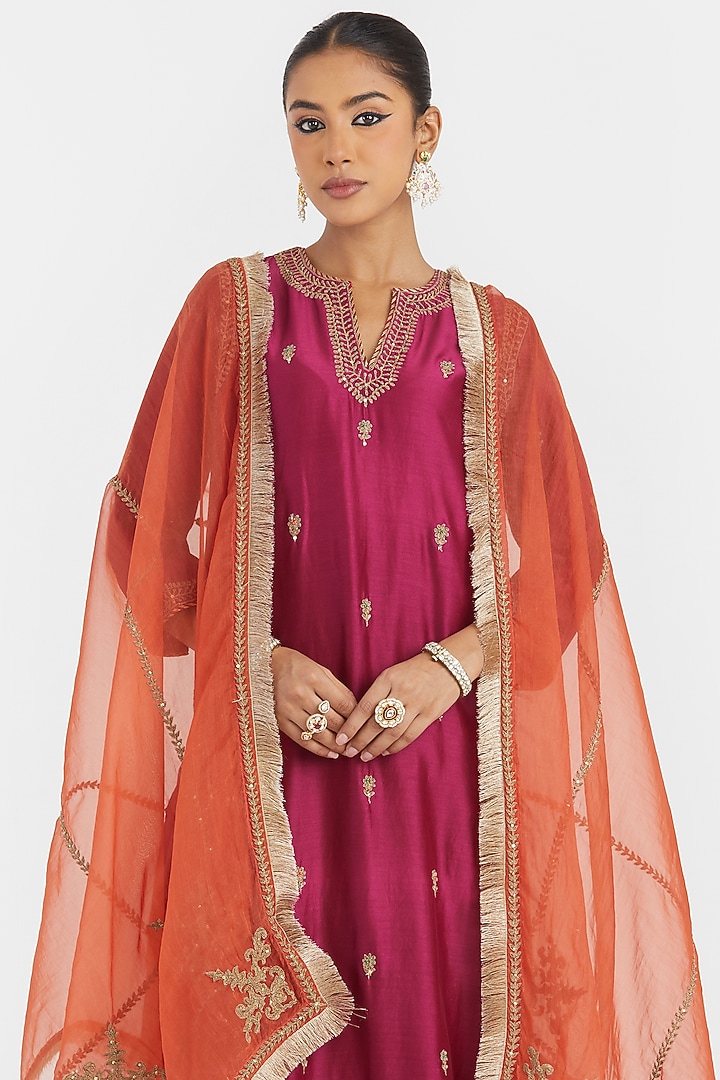 Deep Fuchsia Silk Chanderi Sequins Embroidered Straight Kurta Set by Kora at Pernia's Pop Up Shop