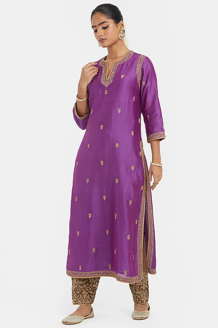 Purple Silk Chanderi Sequins Embroidered Straight Kurta Set by Kora at Pernia's Pop Up Shop
