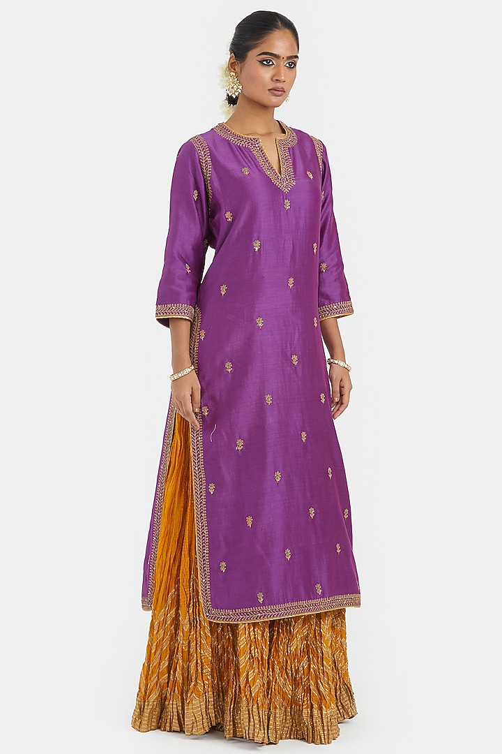 Purple Silk Chanderi Sequins Embroidered Straight Kurta by Kora at Pernia's Pop Up Shop