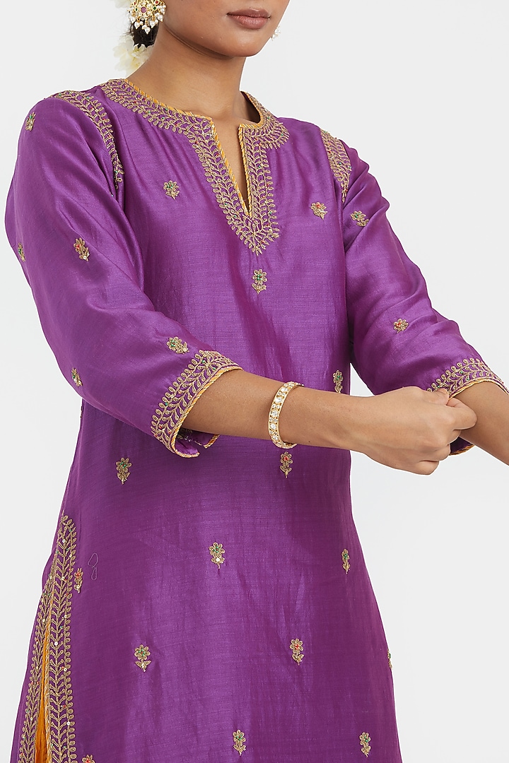 Purple Silk Chanderi Sequins Embroidered Straight Kurta by Kora at Pernia's Pop Up Shop