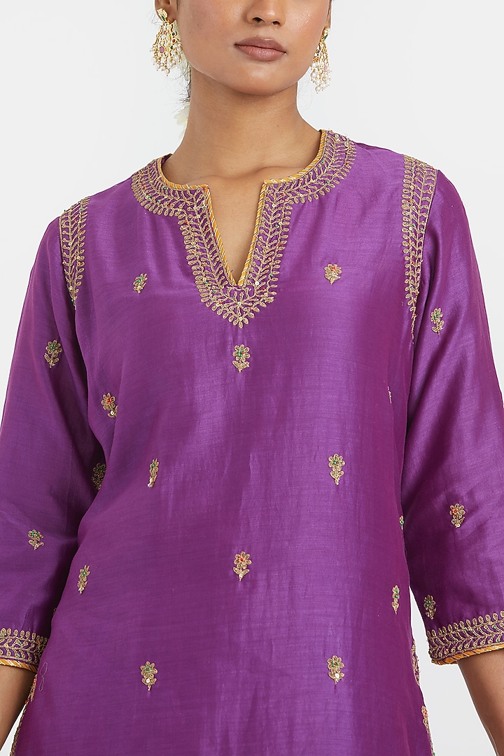 Purple Silk Chanderi Sequins Embroidered Straight Kurta Set by Kora at Pernia's Pop Up Shop