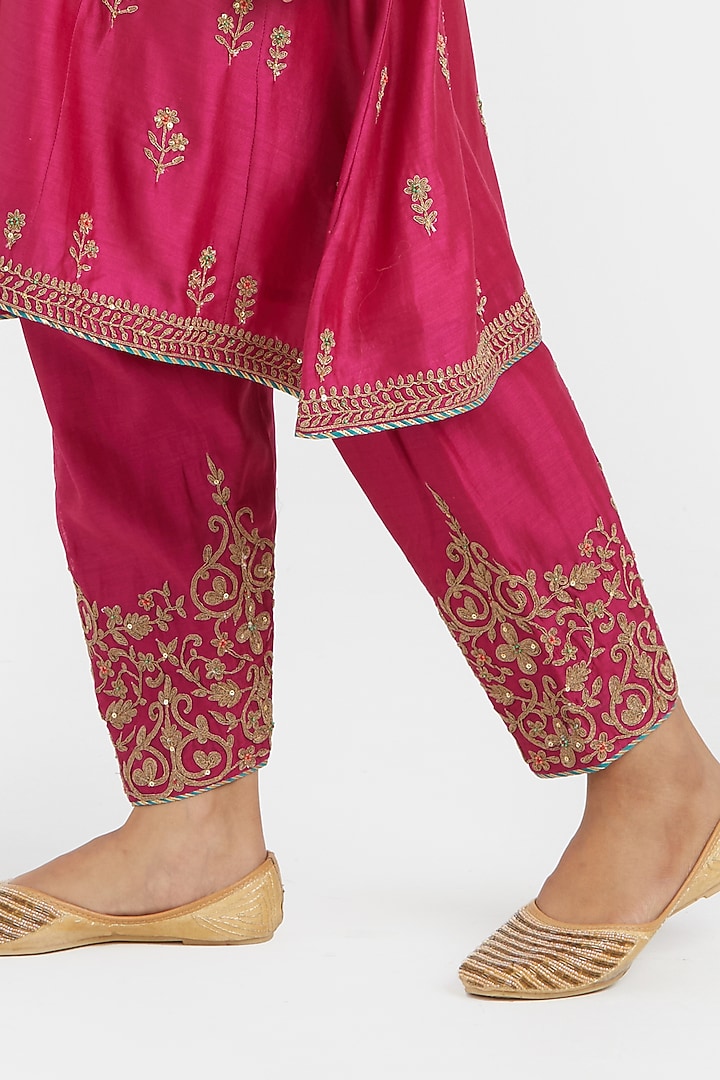 Fuchsia Silk Chanderi Sequins Embroidered A-Line Short Kurta Set by Kora at Pernia's Pop Up Shop