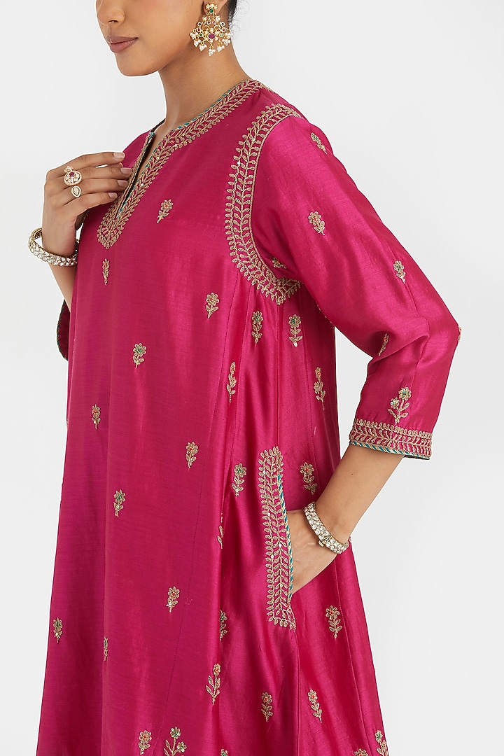 Fuchsia Silk Chanderi Sequins Embroidered A-Line Short Kurta Set by Kora at Pernia's Pop Up Shop