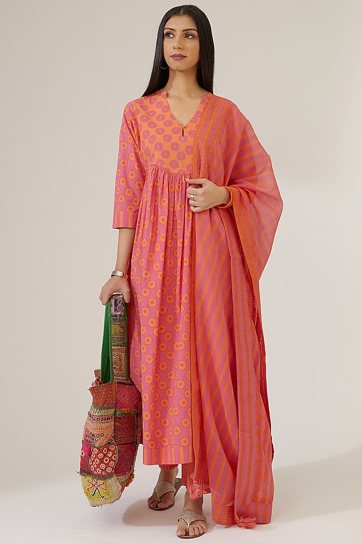 Rose Pink Block Printed Flared Kurta Set by Kora at Pernia's Pop Up Shop