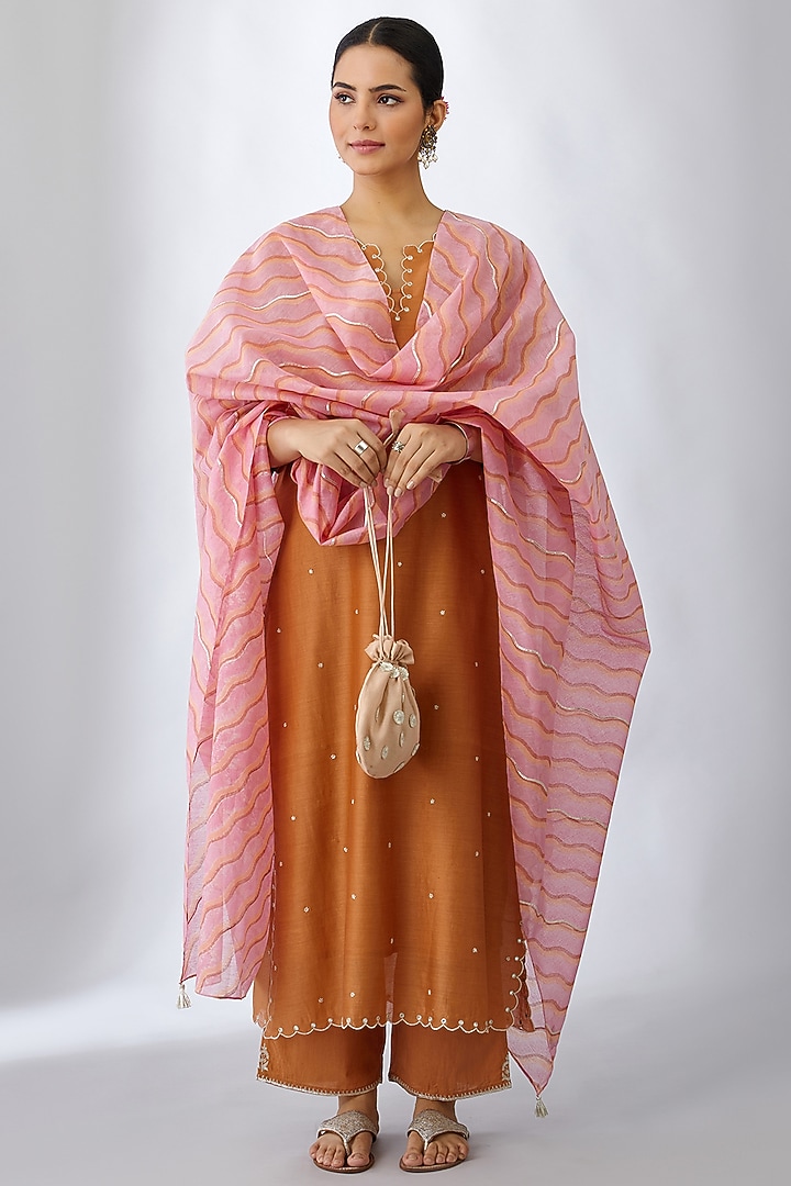 Copper Zari Floral Embroidered Kurta Set by Kora at Pernia's Pop Up Shop