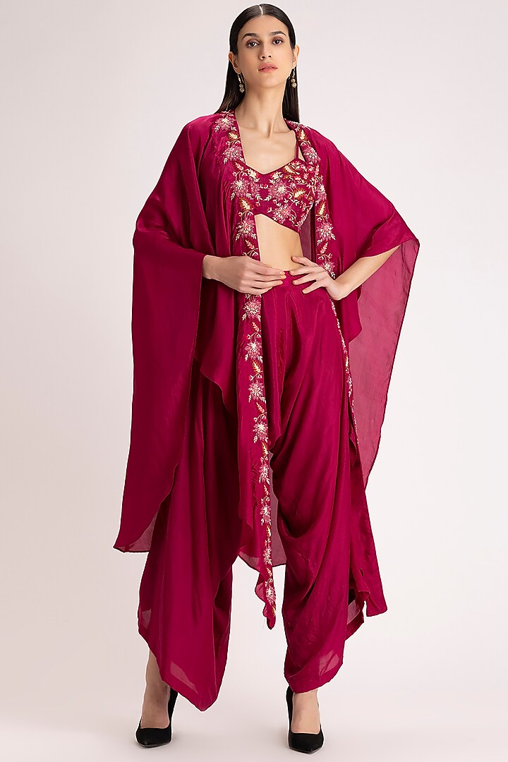 Wine Embroidered Cape Set by Koashee By Shubhitaa