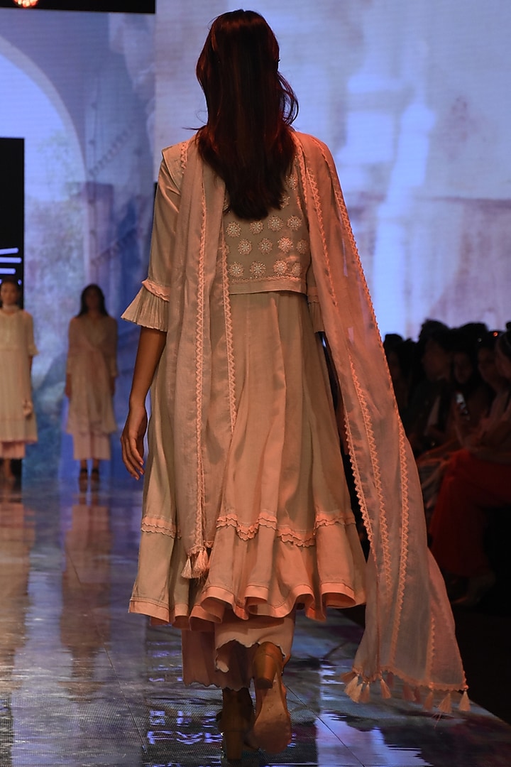 Grey Peshwaz Kurta Set With Embroidered Waistcoat by House of Kotwara at Pernia's Pop Up Shop