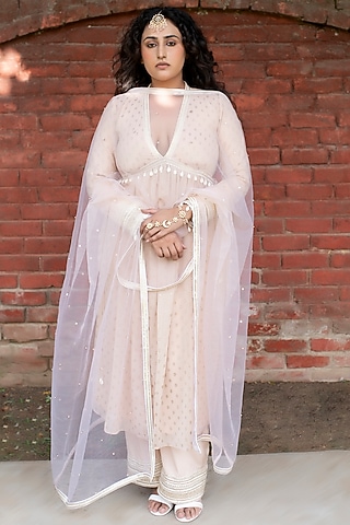 Peach Bud Embroidered Kurta Set by Kovet
