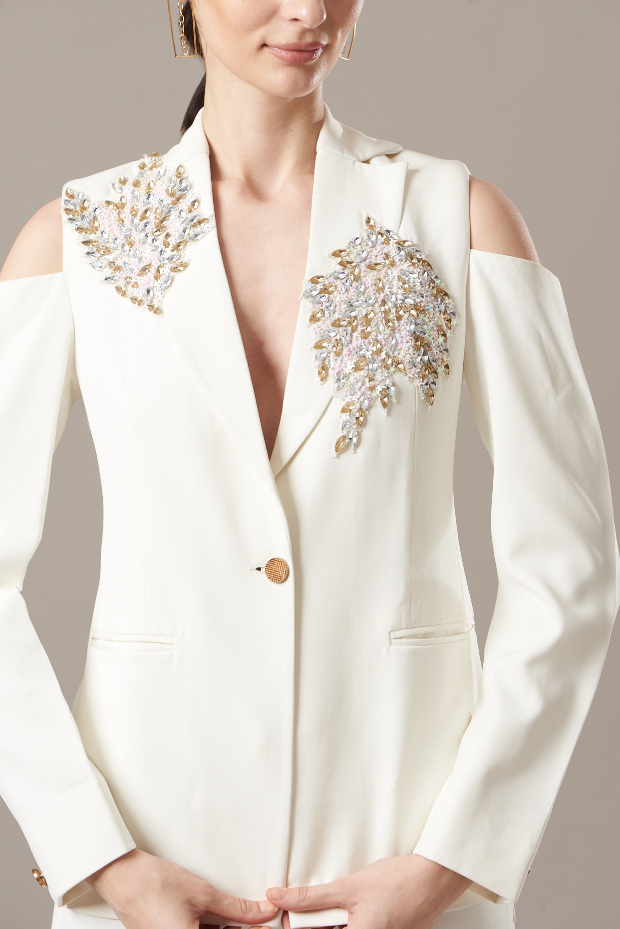 White Embellished Blazer Set by Kovet at Pernia s Pop Up Shop 2024