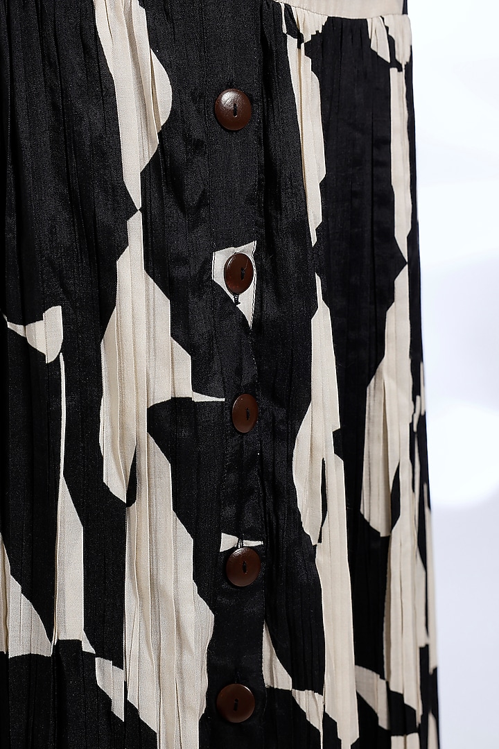 Black & White Muslin Cotton Silk Abstract Digital Printed Maxi Skirt by Koai at Pernia's Pop Up Shop
