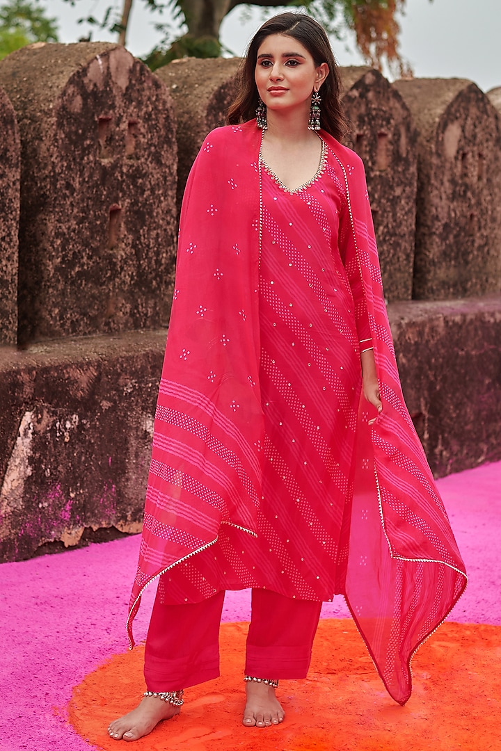 Pink Crepe Mirror & Bead Embroidered Kurta Set by Karaj Jaipur at Pernia's Pop Up Shop