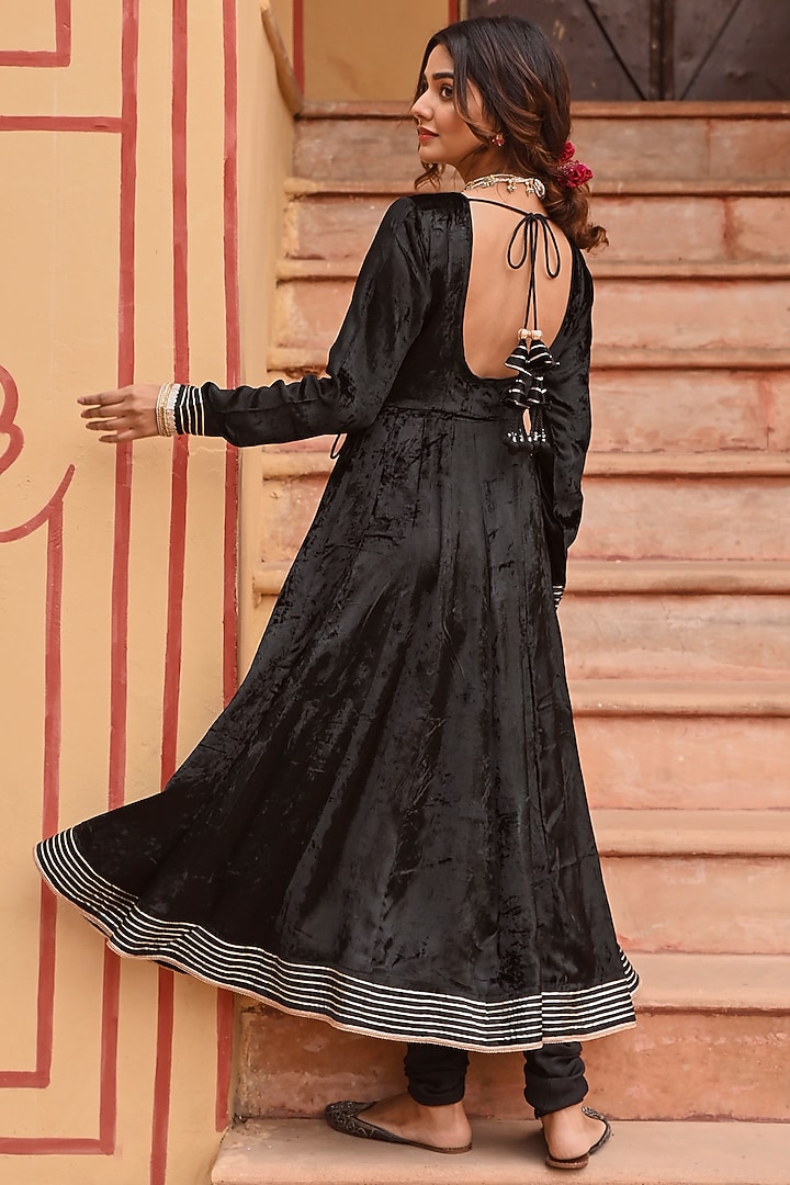 Black Velvet Hand Embroidered Angrakha Party Wear Anarkali Set by Karaj Jaipur at Pernia's Pop Up Shop