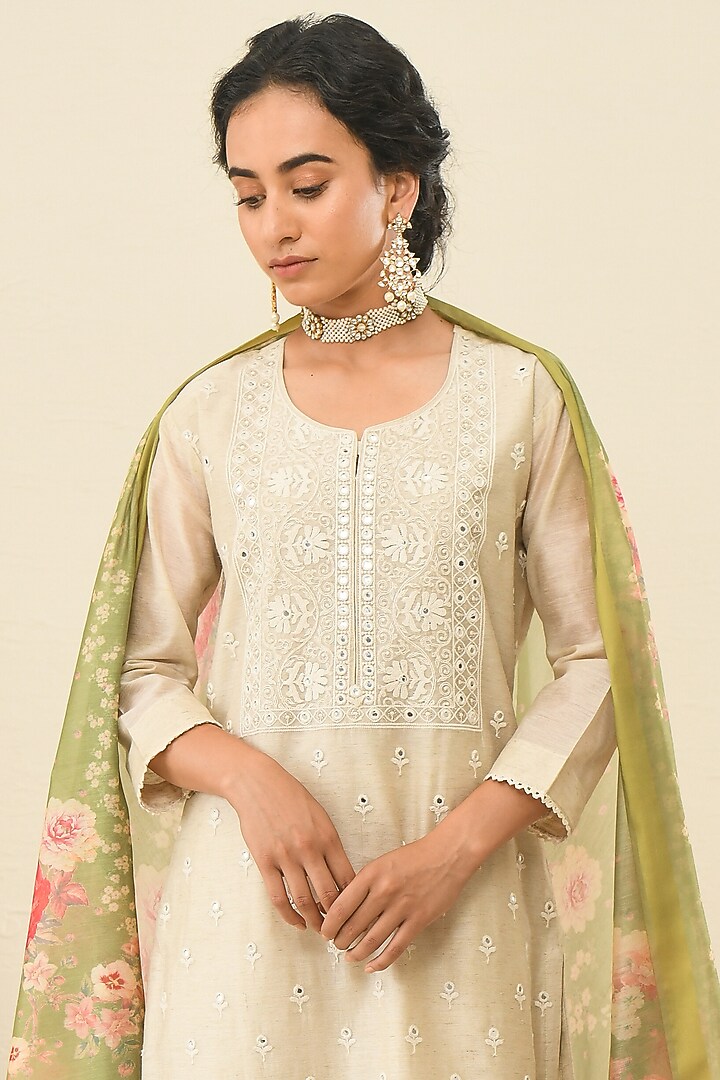 Cream Chanderi Kurta Set by Karaj Jaipur at Pernia's Pop Up Shop