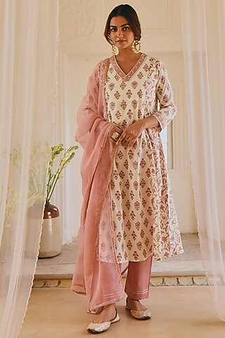 Off-White Printed A-Line Kurta Set by Karaj Jaipur