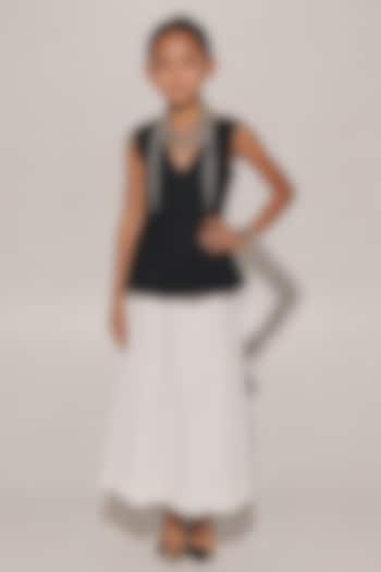 Black & White Blended Linen Co-Ord Set For Girls by Kriti Bapna Kids at Pernia's Pop Up Shop