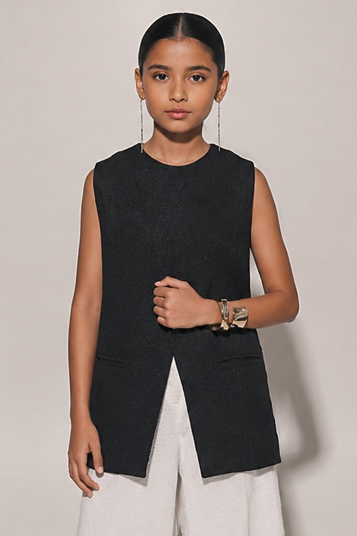 Black & White Blended Linen Co-Ord Set For Girls by Kriti Bapna Kids at Pernia's Pop Up Shop