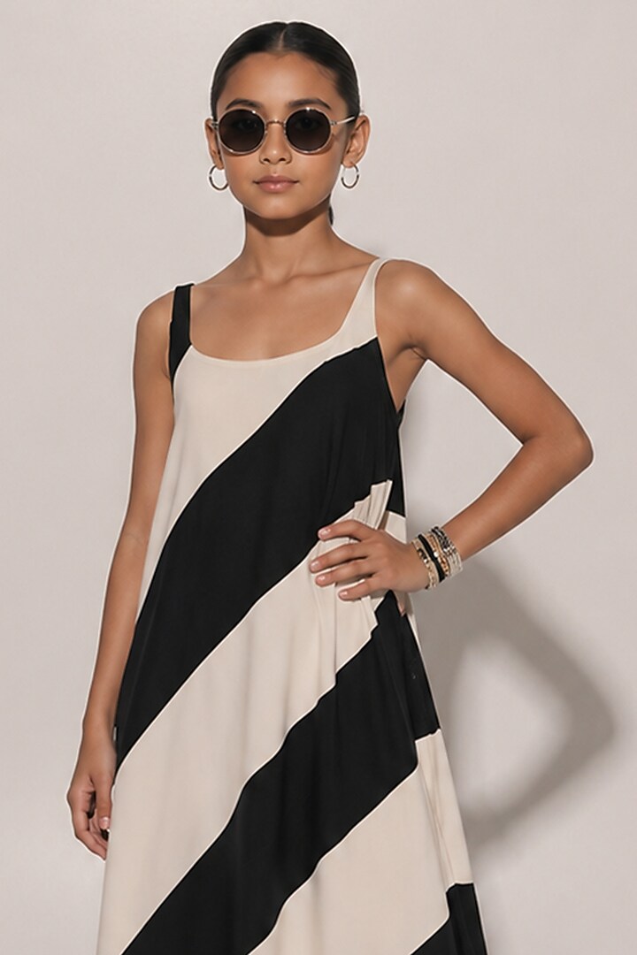 Black & White Georgette Striped Flared Dress For Girls by Kriti Bapna Kids at Pernia's Pop Up Shop