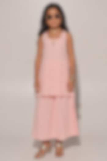 Peach Blended Linen Slit Skirt Set For Girls by Kriti Bapna Kids at Pernia's Pop Up Shop