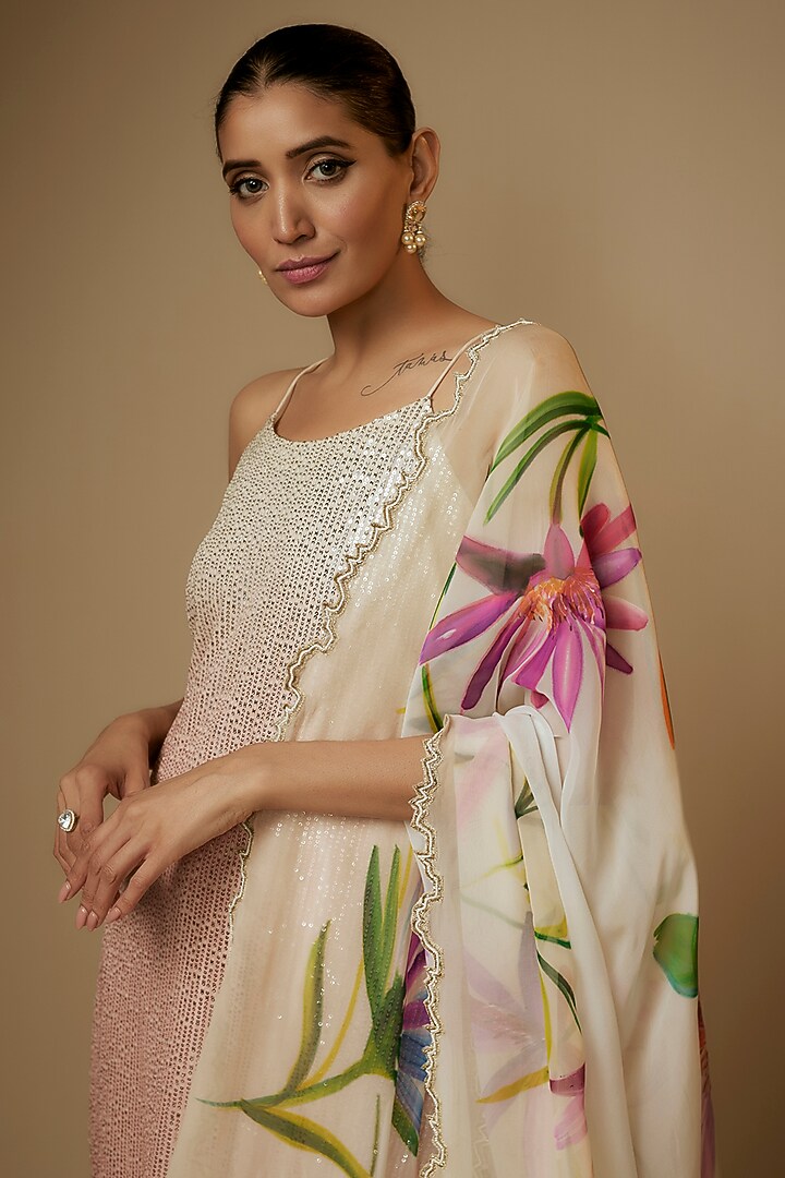 Beige & Pink Georgette Ombre Kurta Set by Kriti Bapna at Pernia's Pop Up Shop