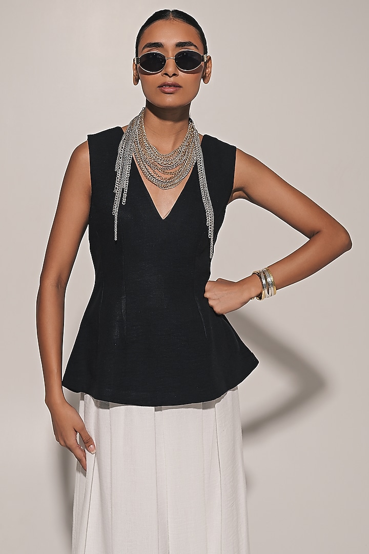 White Blended Linen Pleated Skirt Set by Kriti Bapna at Pernia's Pop Up Shop