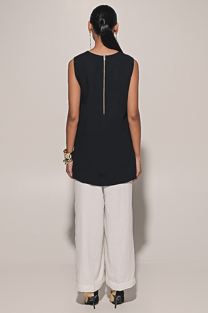 White Blended Linen Pant Set by Kriti Bapna at Pernia's Pop Up Shop