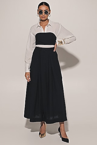 Black Blended Line Pleated Skirt Set by Kriti Bapna