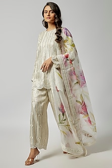 product-color-White