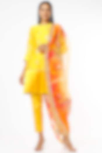 Bright Yellow Embroidered Kurta Set by Kriti Bapna at Pernia's Pop Up Shop