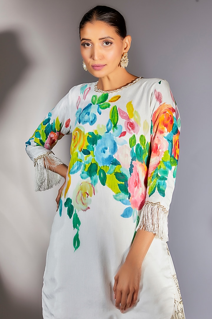 Ivory Dupion Handpainted High-Low Kurta Set by Kriti Bapna at Pernia's Pop Up Shop