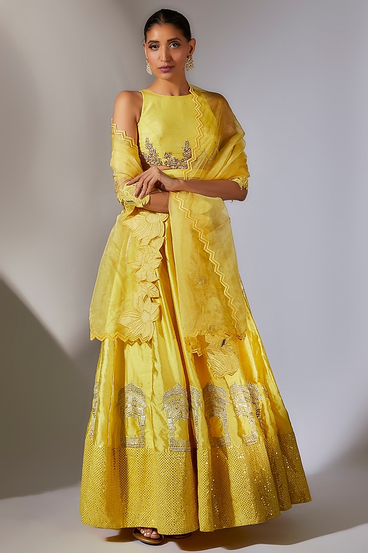 Yellow Silk Embroidered Wedding Lehenga Set by Kriti Bapna at Pernia's Pop Up Shop