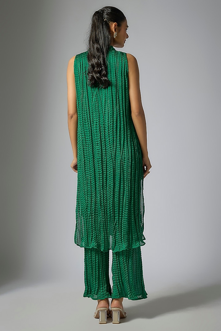 Green Georgette satin Crushed Kurta Set by Kriti Bapna at Pernia's Pop Up Shop