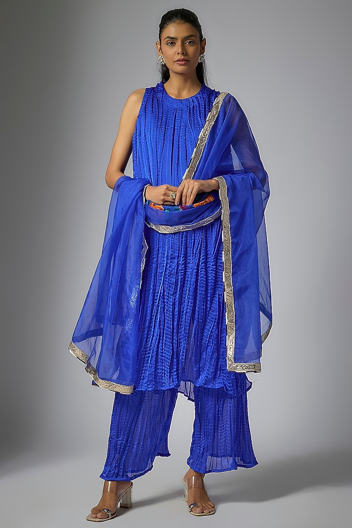 Blue Silk Satin Crushed Kurta Set by Kriti Bapna at Pernia's Pop Up Shop