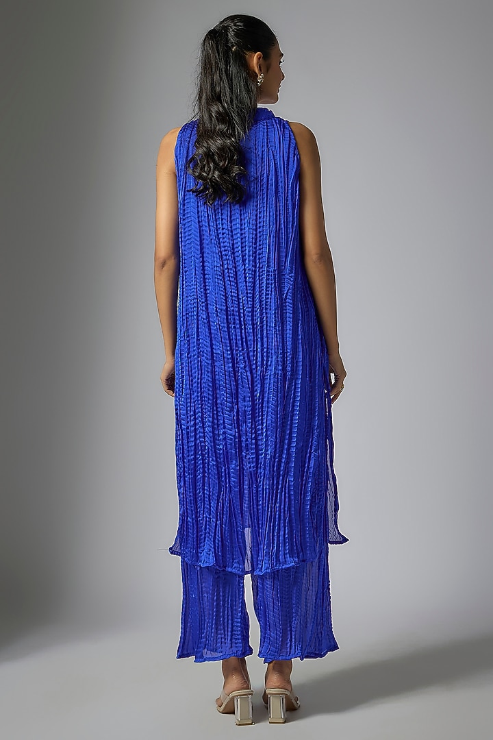 Blue Silk Satin Crushed Kurta Set by Kriti Bapna at Pernia's Pop Up Shop