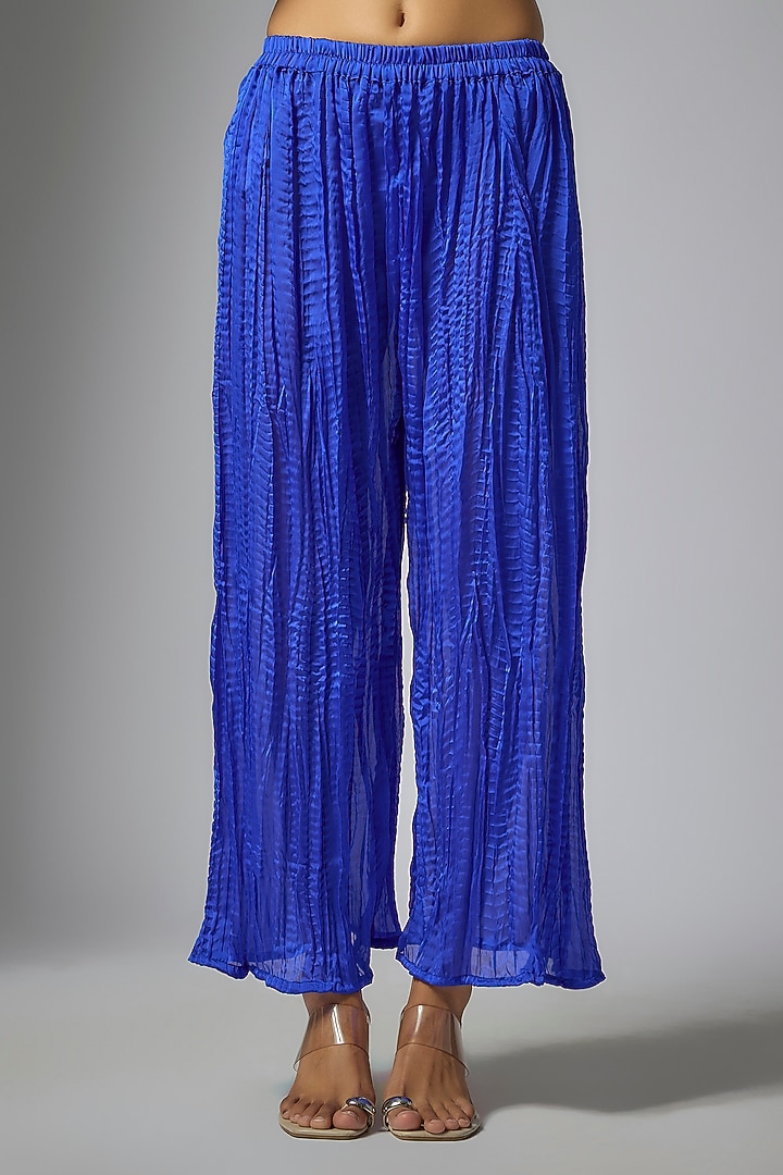 Blue Silk Satin Crushed Kurta Set by Kriti Bapna at Pernia's Pop Up Shop
