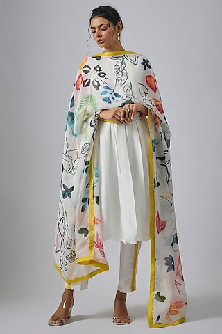 White Silk Pleated Kurta Set by Kriti Bapna