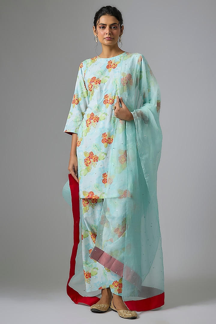 Blue Cotton Floral Printed Kurta Set by Kriti Bapna at Pernia's Pop Up Shop